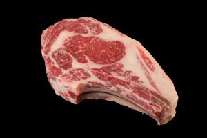 rib stek z antrykotu z kością.jpg